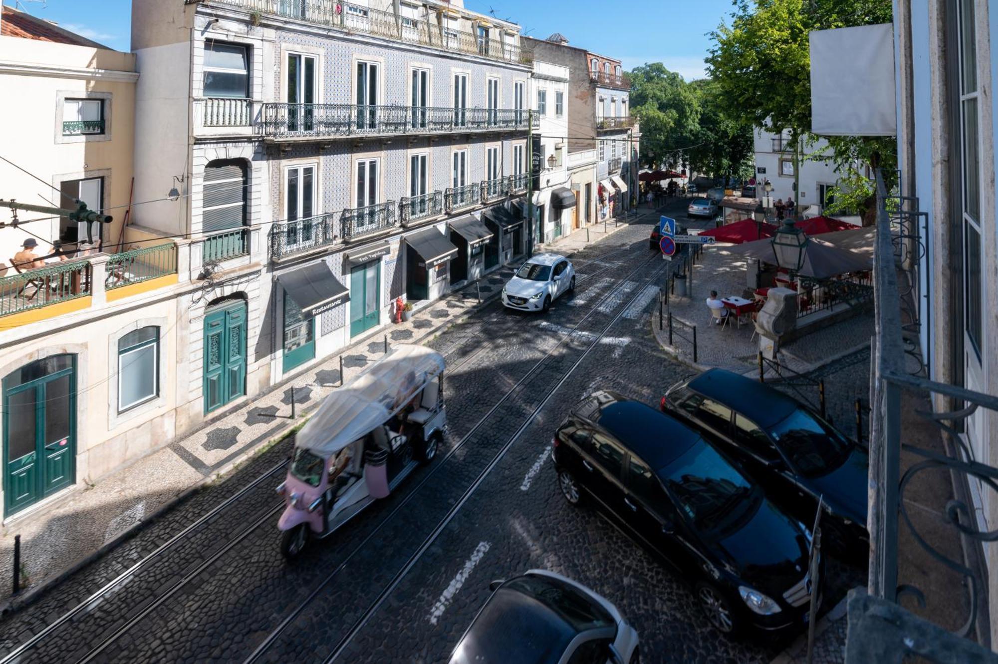 Ferienwohnung Portas Do Ceu Lisboa Zimmer foto